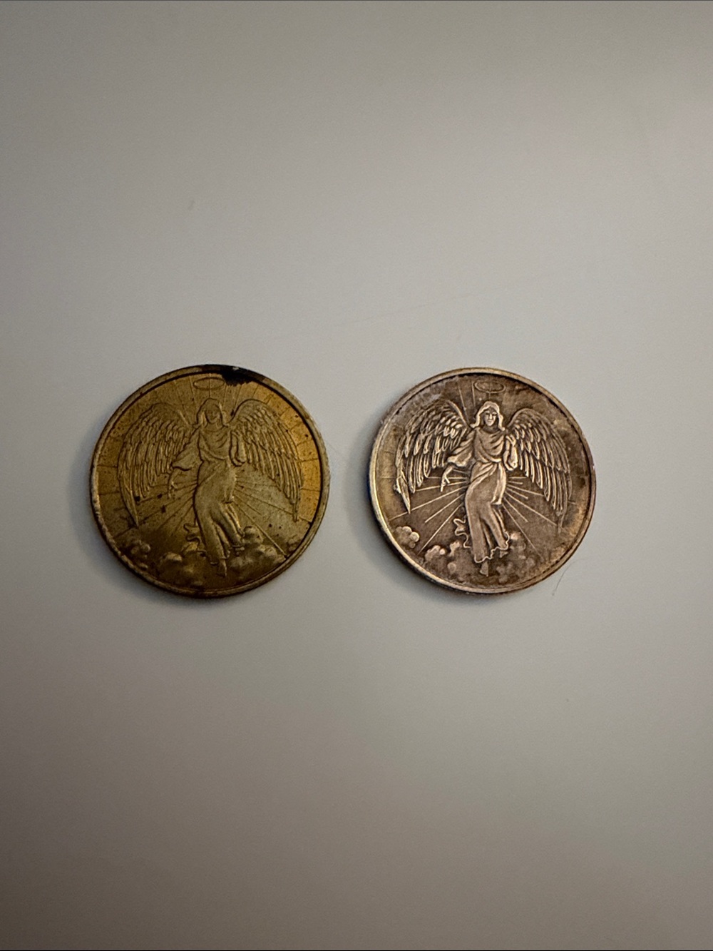 2 x WW2 Vintage Guardian Angel-Double-Sided Gold Plated Good Luck Coin